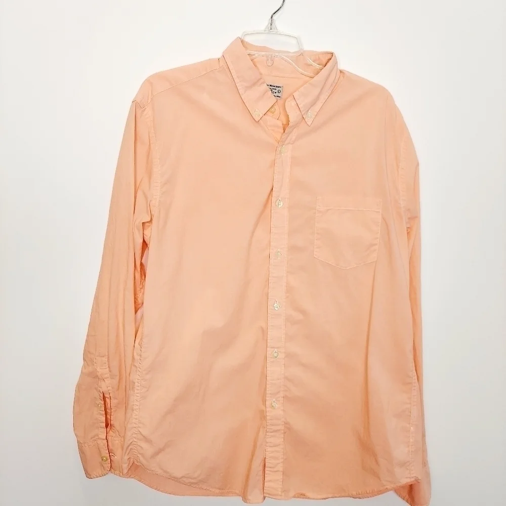 J. Crew Oxford shirt Large Peach Button Down EUCJ.